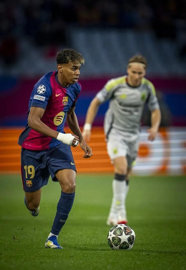 巴萨战平本菲卡，贝尔梅开二度亚洲杯