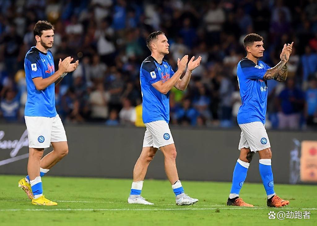 那不勒斯力克皇马，卡瓦尼补时绝平意甲