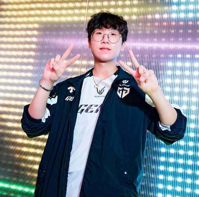 BLG险胜FPX，Ruler拿下关键大龙成都决赛之夜2:0（釜山）